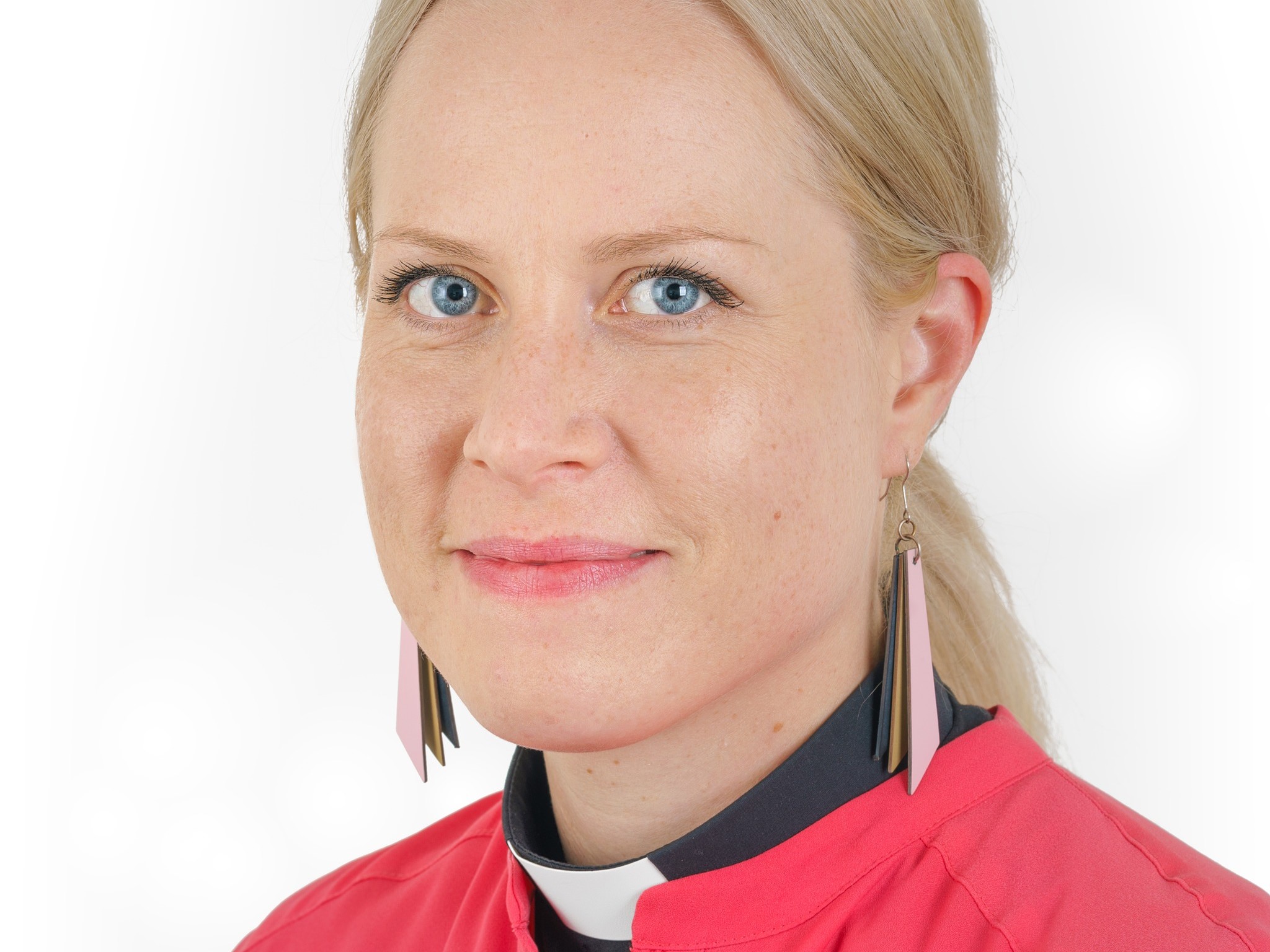 Reetta Kalteenmäen kasvokuva